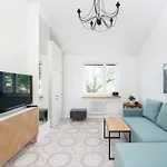 Zakopianska 2b Homely By Bookinghost *