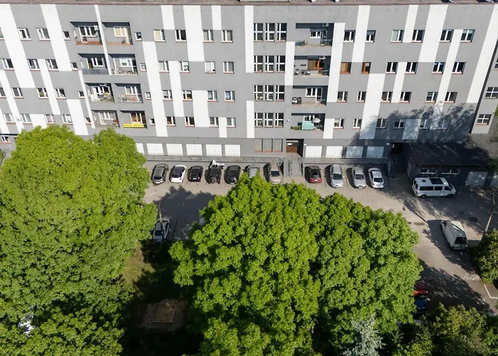 Apartment Zakopianska 2b Homely By Bookinghost Krakow